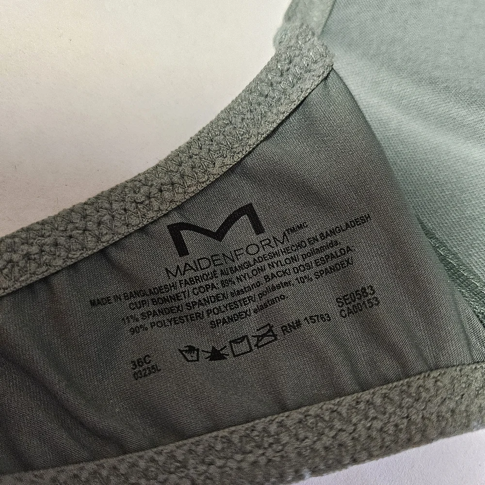 Maidenform 36C Wireless T Shirt Bra‎